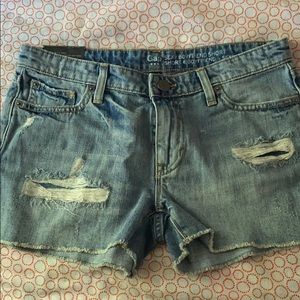 Gap shorts